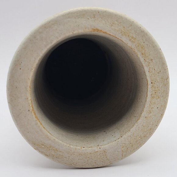 Signed Studio Pottery 5.75" Tall Vase 3.75" Diameter Tan with White Brown Blue - Picture 7 of 10